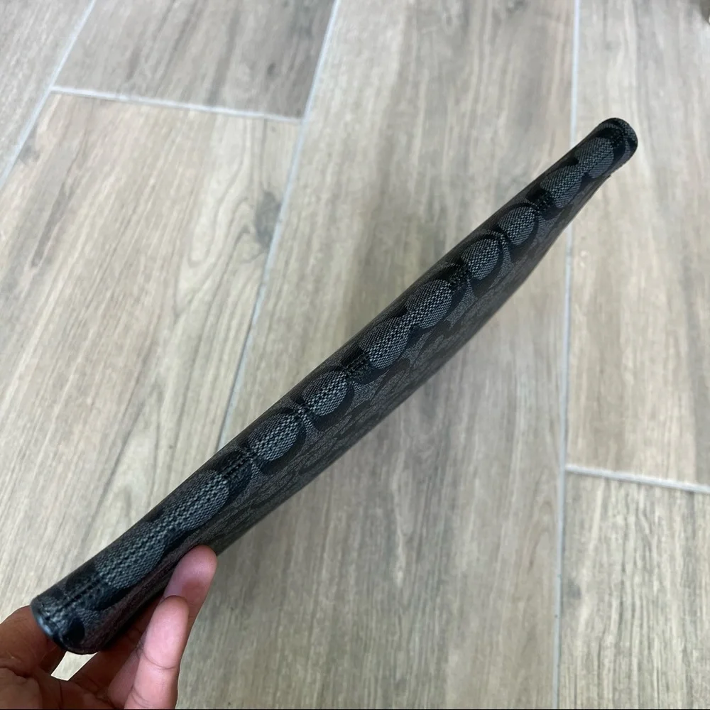 Coach L Zip Portfolio In Signature Canvas - Picture 6 of 8